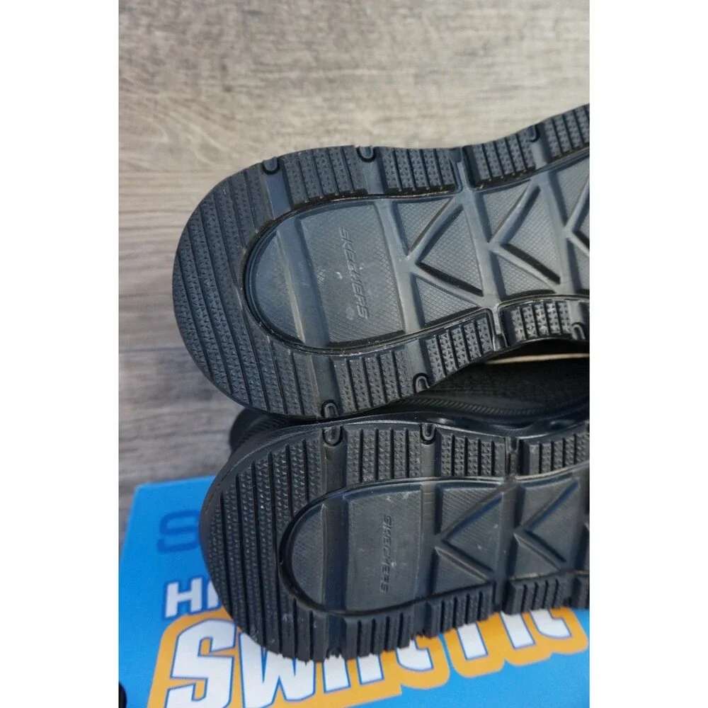 Skechers Men's Glide Step Sneaker Hands Free Swift Fit Sz 9 Slip On Shoes
